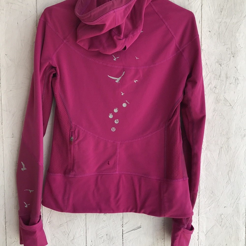 Vintage Lululemon jacket with hood.